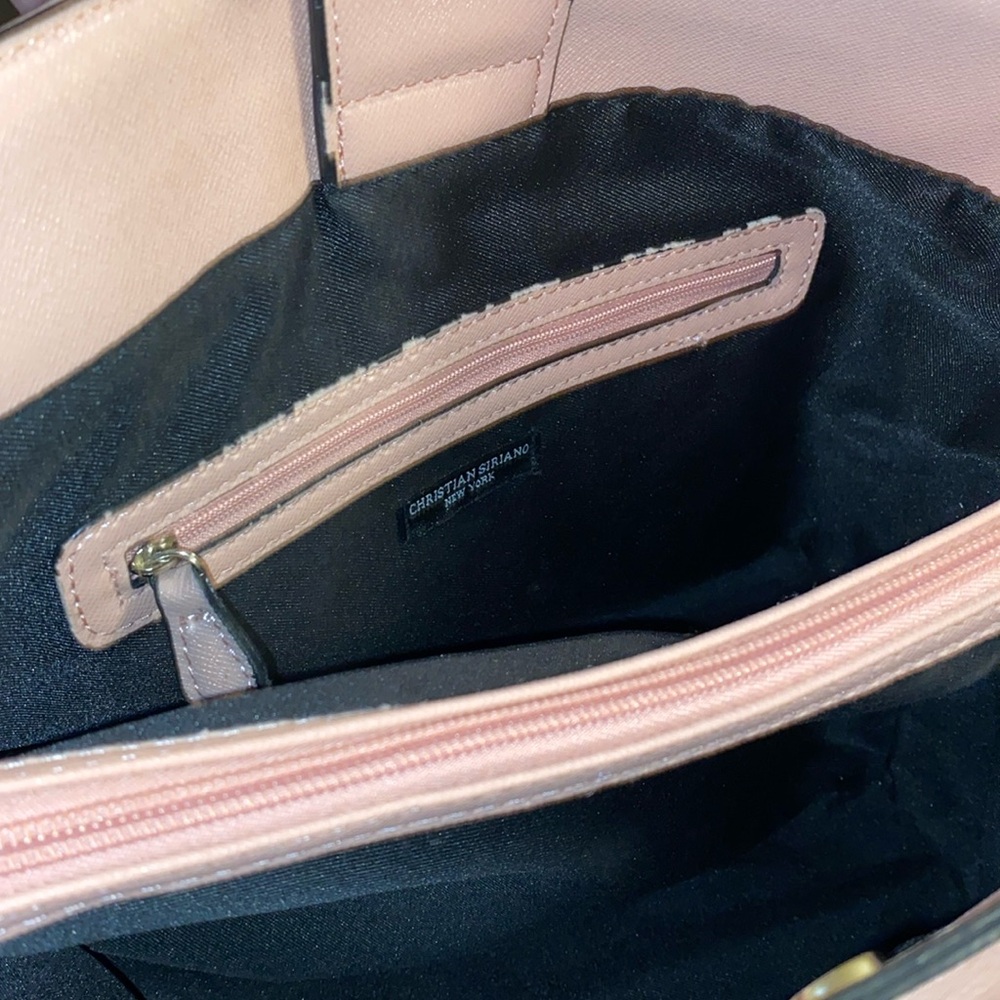 EUC Christina Siriano Satchel Handbag With Crossbody strap, very clean all over - Picture 4 of 8